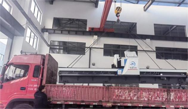 Jiangsu Jianmeng V Grooving Machine Şanxaya göndərildi